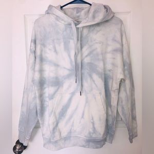 Levi’s Tie Dye hoodie (XS)